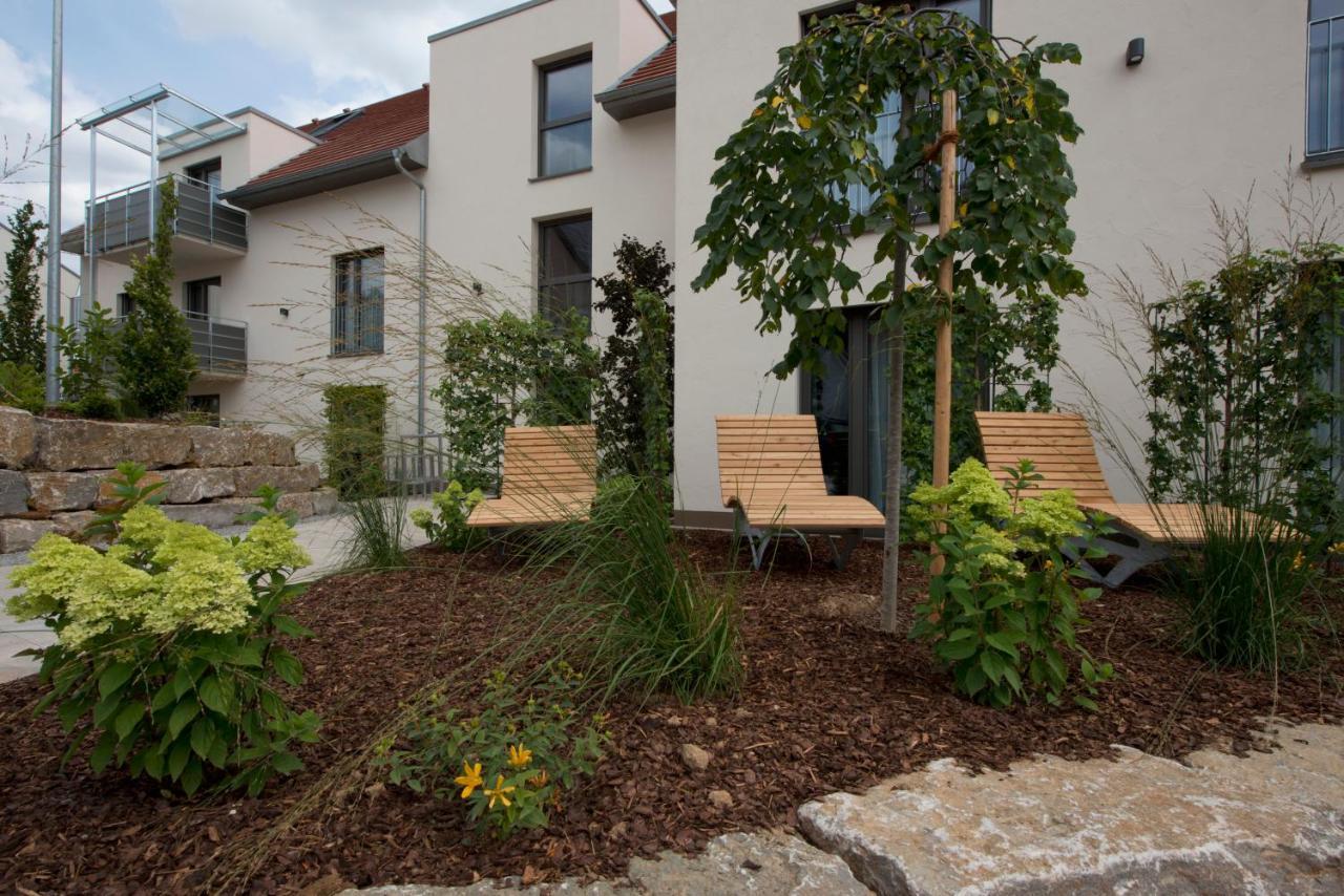 Hotel Zum Gruenen Baum Pfahlheim Buitenkant foto